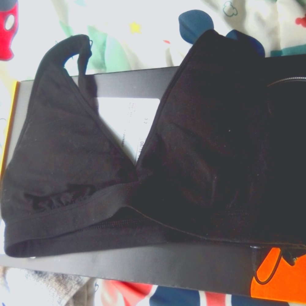 Black (Pink brand) Sports Bra